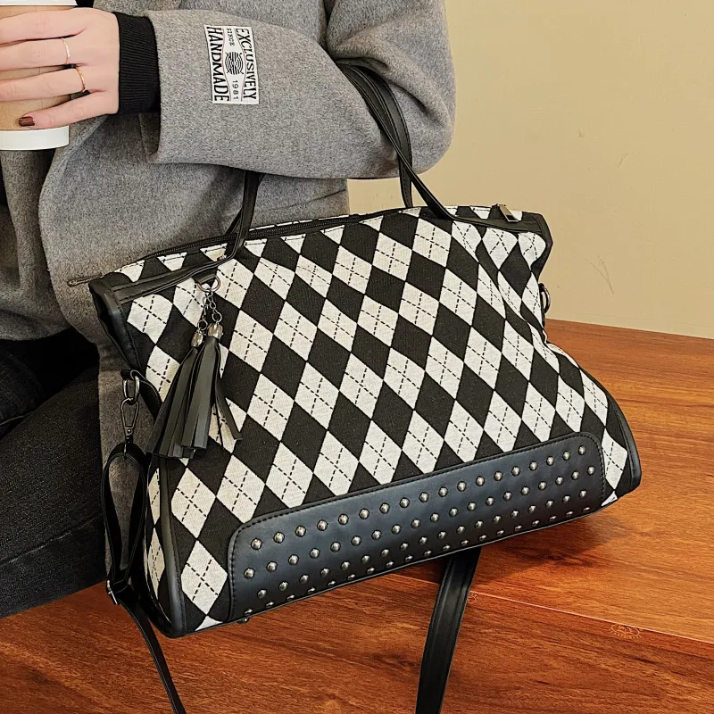Rhombus Pattern Shoulder Bags for Women Big Size Cloth Tote Bag Large Capacity Messenger Handbags Ladies All Match Crossbody Bag
Rhombus Pattern Shoulder Bags for Women Big Size Cloth Tote Bag Large Capacity Messenger Handbags Ladies All Match Crossbody Bag
