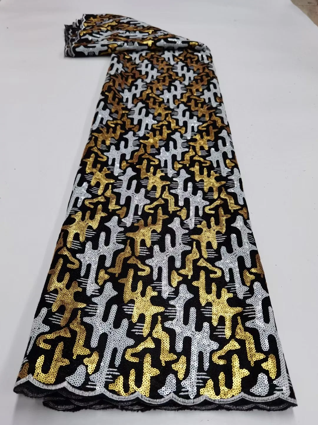 African Lace Fabric 5 Yards 2021 High Quality French Mesh Sequin Embroidery Tailoring Material Host Nigeria Lace AMH4954
African Lace Fabric 5 Yards 2021 High Quality French Mesh Sequin Embroidery Tailoring Material Host Nigeria Lace AMH4954