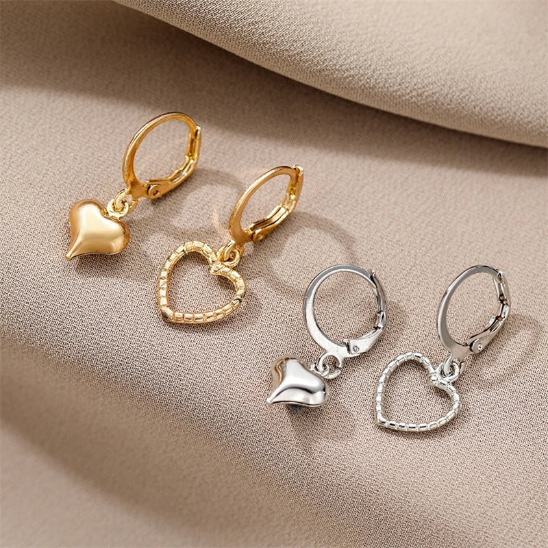 Exquisite Simple Hollow Heart-Shaped pendant Earrings Ins Retro Style Asymmetric Design Earrings Best Gifts For Ladies Jewelry
Exquisite Simple Hollow Heart-Shaped pendant Earrings Ins Retro Style Asymmetric Design Earrings Best Gifts For Ladies Jewelry
