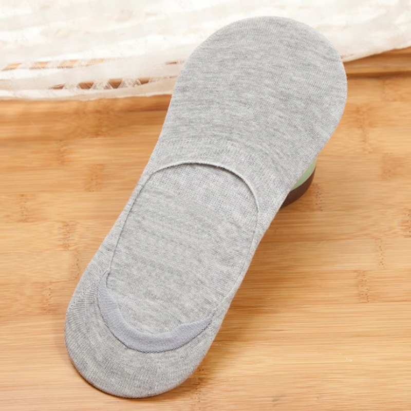 1 Pairs Spring Summer Women Socks Solid Color Fashion Wild Shallow Mouth Girls Female Invisible No Show Slipper Socks New
1 Pairs Spring Summer Women Socks Solid Color Fashion Wild Shallow Mouth Girls Female Invisible No Show Slipper Socks New
