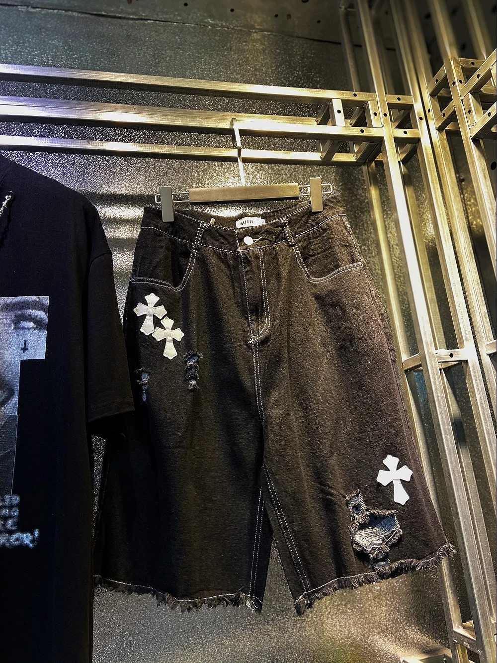 Damaged Distressed jeans men oversized jeans shorts men designer jeans for men biker jeans hip hop pants U21077
Damaged Distressed jeans men oversized jeans shorts men designer jeans for men biker jeans hip hop pants U21077