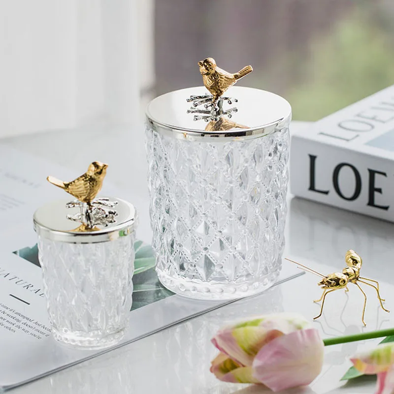 Creative Carousel Diamond Lattice Texture Glass With Metal Bird Figurines Cover Toothpick Cotton Swab Can Food Storage Jar Tank
Creative Carousel Diamond Lattice Texture Glass With Metal Bird Figurines Cover Toothpick Cotton Swab Can Food Storage Jar Tank