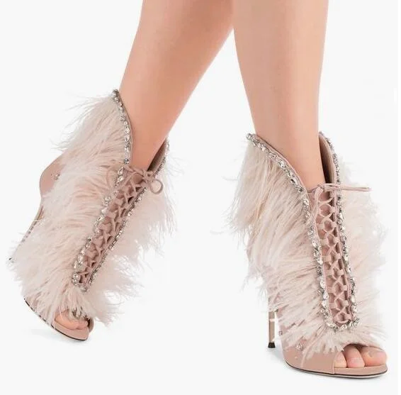 Charming Pink Feather Embellished Stiletto Heels Ankle Boots Ladies Lace-up Crystal Party Wedding Shoes Women Peep Toe Zip Shoes
Charming Pink Feather Embellished Stiletto Heels Ankle Boots Ladies Lace-up Crystal Party Wedding Shoes Women Peep Toe Zip Shoes