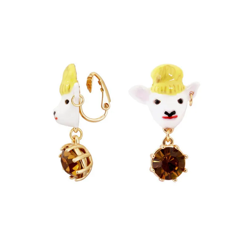 European and American Fashion Enamel Jewelry Shiny Earrings Wool Hat Sheep Bleating No Pierced Ear Clip Stud Earrings Female
European and American Fashion Enamel Jewelry Shiny Earrings Wool Hat Sheep Bleating No Pierced Ear Clip Stud Earrings Female