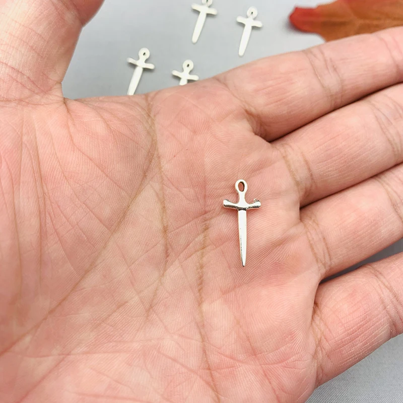 10Pcs/set Silver Color Alloy Sword Knife Cross Charms Metal Crosses Geometry Charms For DIY Earrings Necklace Making Accessories
10Pcs/set Silver Color Alloy Sword Knife Cross Charms Metal Crosses Geometry Charms For DIY Earrings Necklace Making Accessories