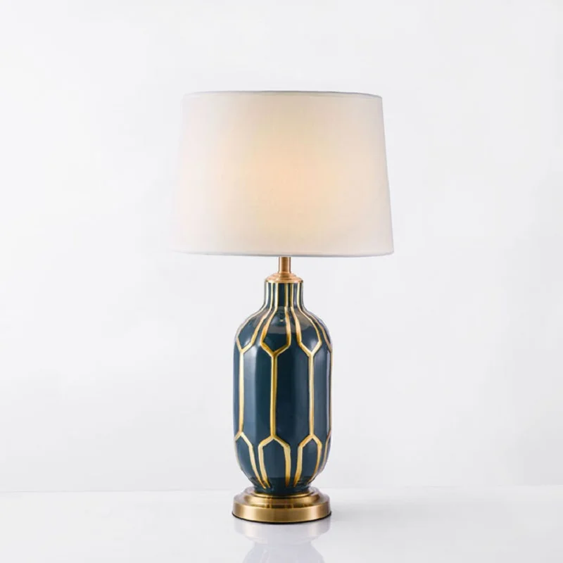 LukLoy, американская лампа для гостиной, спальни, прикроватная светодиодная Современная декоративная настольная лампа, тканевый навес для пом...
LukLoy, американская лампа для гостиной, спальни, прикроватная светодиодная Современная декоративная настольная лампа, тканевый навес для пом...