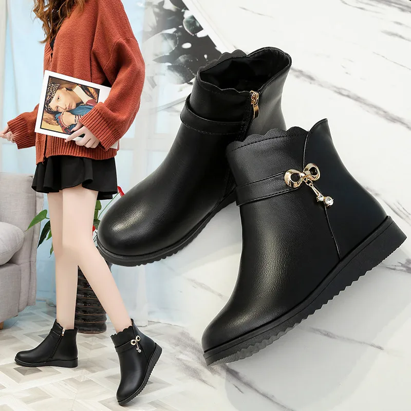 Women's Boots Fashion Women's Boots 2021 New Winter Thick Wool Lining Leather Women Snow Boots Large Size Women Winter Shoes
Women's Boots Fashion Women's Boots 2021 New Winter Thick Wool Lining Leather Women Snow Boots Large Size Women Winter Shoes