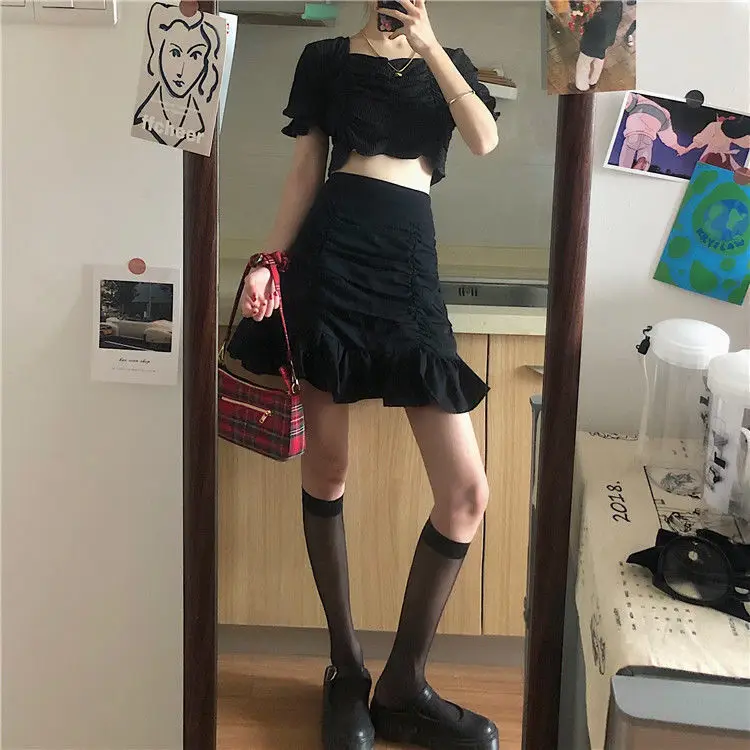 Hstar Casual Street Lady Girls Korean Fashion Chic Blouse Women Summer Shirts Vintage Square Collar Ruffles Female Short Tops
Hstar Casual Street Lady Girls Korean Fashion Chic Blouse Women Summer Shirts Vintage Square Collar Ruffles Female Short Tops