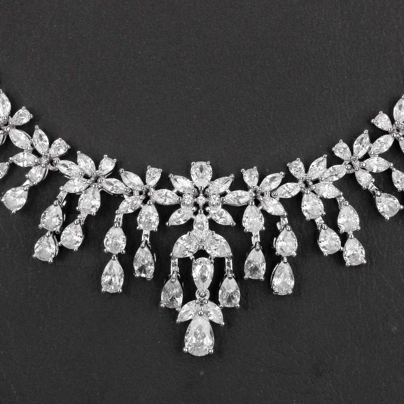 Sze Sang Sang Fashion Brand Women Wedding Jewelry Set All Studded With Cubic Zirconia Beautiful Bridal 4 PCS Sets Necklace Ring
Sze Sang Sang Fashion Brand Women Wedding Jewelry Set All Studded With Cubic Zirconia Beautiful Bridal 4 PCS Sets Necklace Ring