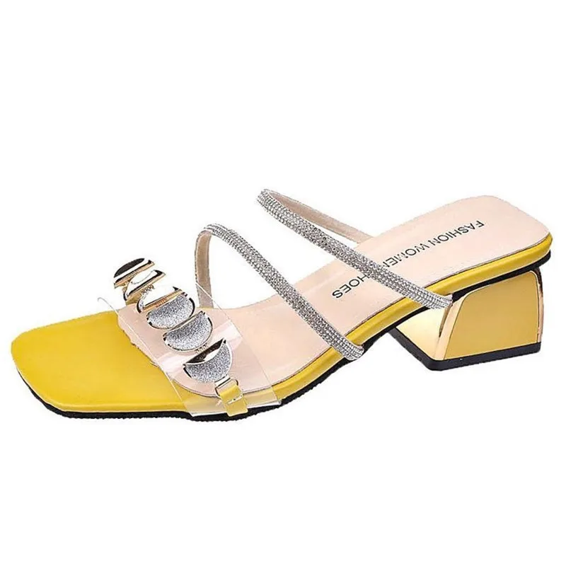 Women's Shoes
Women's Shoes