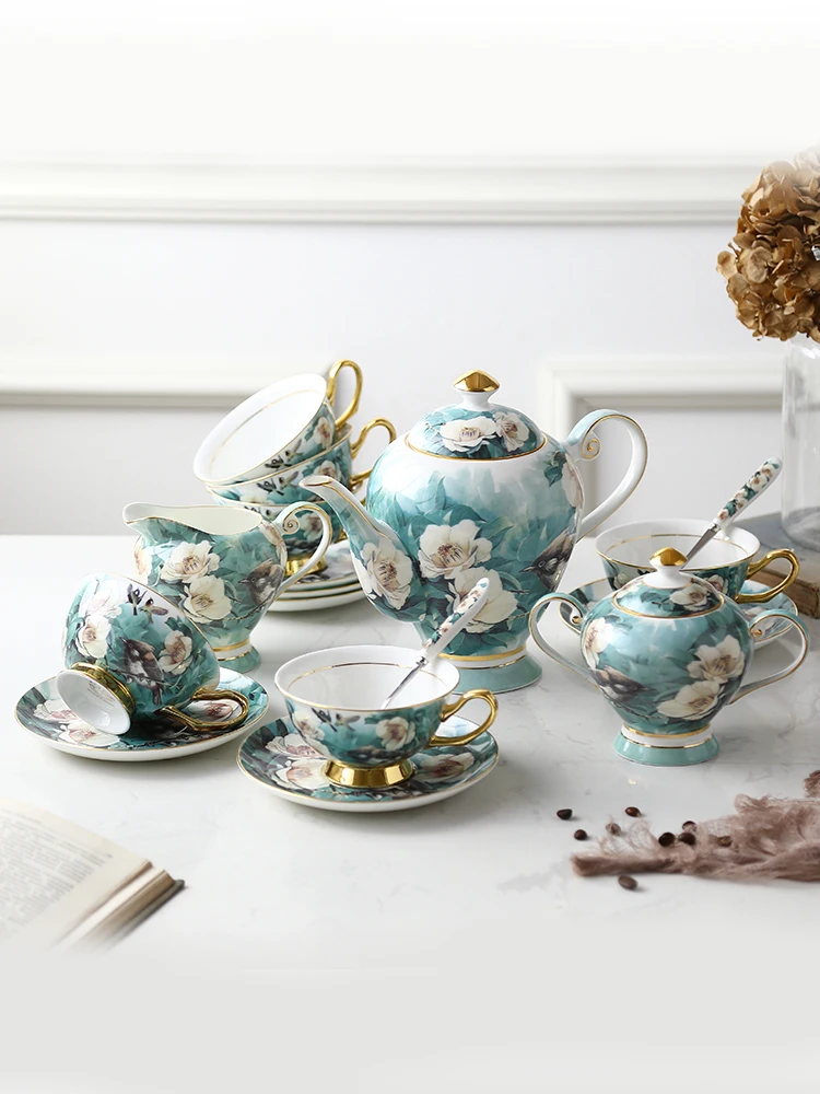 Rose Coffee Sets(4 or 6 Peoples) Bone China European Tea Set Ceramic Creamer Sugar Bowl Teapot Coffee Cup Saucer Kitchenware Set
Rose Coffee Sets(4 or 6 Peoples) Bone China European Tea Set Ceramic Creamer Sugar Bowl Teapot Coffee Cup Saucer Kitchenware Set