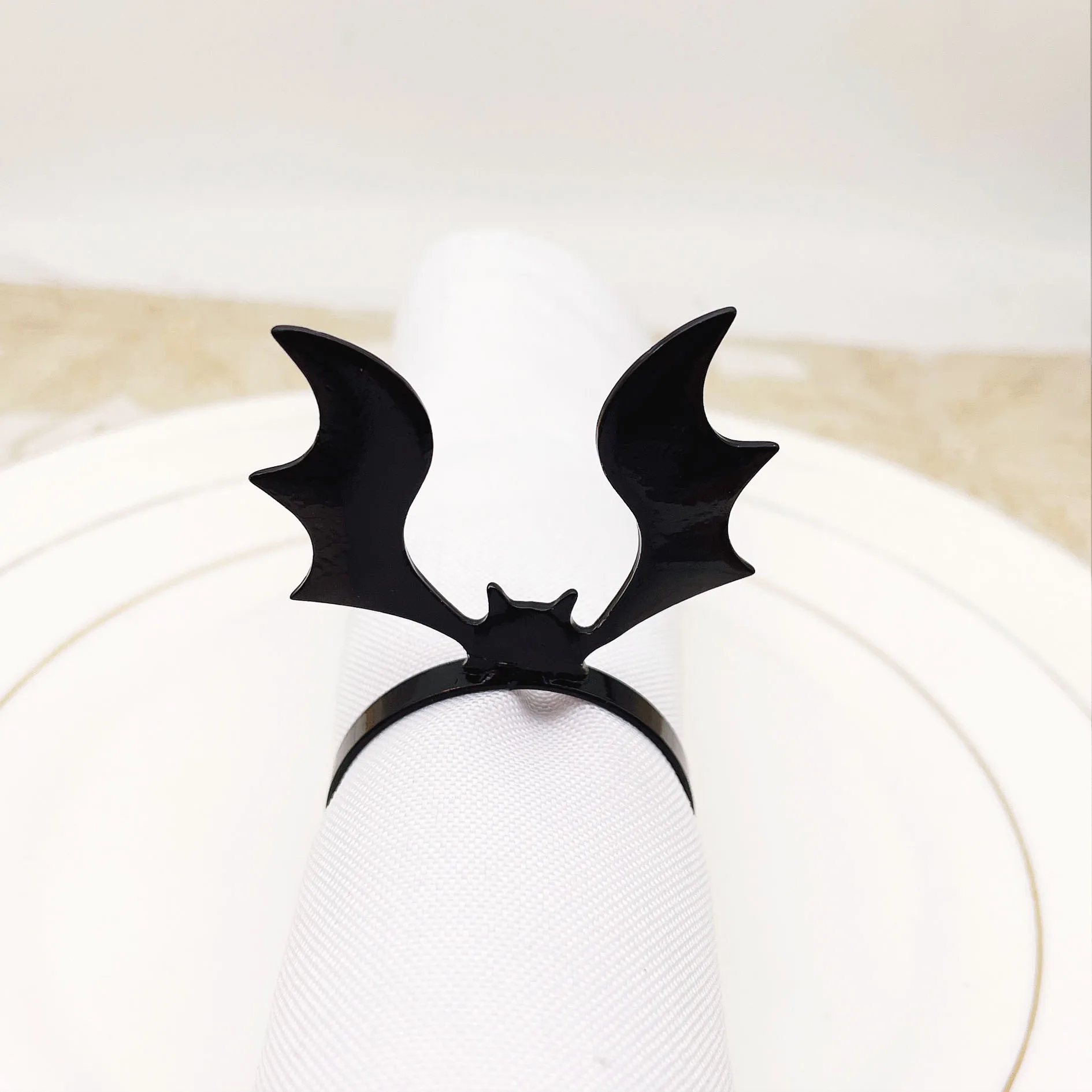 6pcs/lot Halloween napkin ring black three-dimensional bat napkin button holiday party desktop decoration
6pcs/lot Halloween napkin ring black three-dimensional bat napkin button holiday party desktop decoration