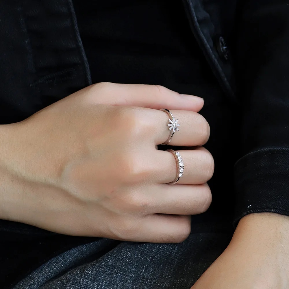 New original 925 sterling silver inlaid zirconia small daisy adjustable opening ring for women Party & Wedding DIY Jewelry Gifts
New original 925 sterling silver inlaid zirconia small daisy adjustable opening ring for women Party & Wedding DIY Jewelry Gifts