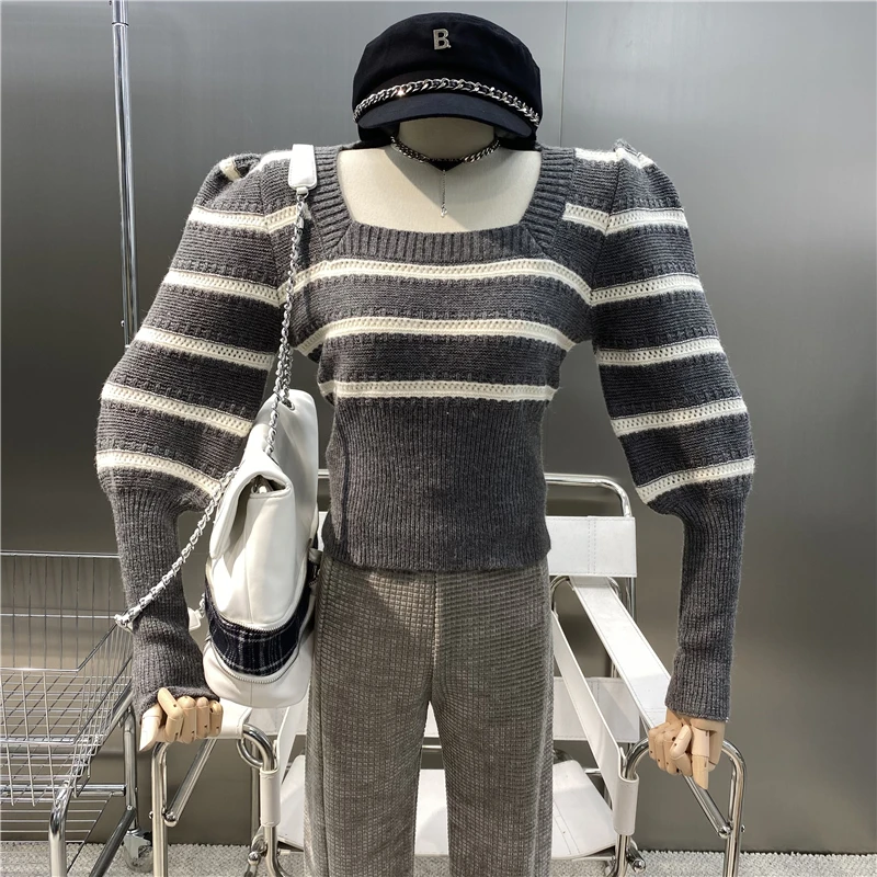 New 2021 Color Contrast Stripe Square Neck Slim Fit Short Knit Top Gentle Goddess Style Versatile Bubble Sleeve Sweater
New 2021 Color Contrast Stripe Square Neck Slim Fit Short Knit Top Gentle Goddess Style Versatile Bubble Sleeve Sweater