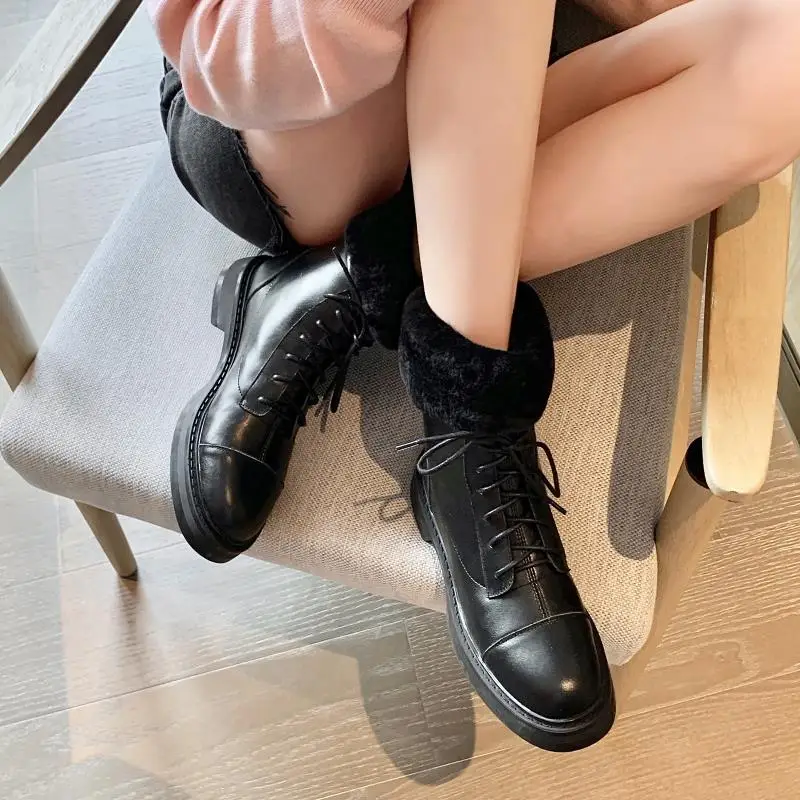 RIZABINA Women Snow Boots Real Leather Plush Fur Winter Shoes Woman Warm Fashion Short Boots Ladies Footwear Size 34-39 
RIZABINA Women Snow Boots Real Leather Plush Fur Winter Shoes Woman Warm Fashion Short Boots Ladies Footwear Size 34-39