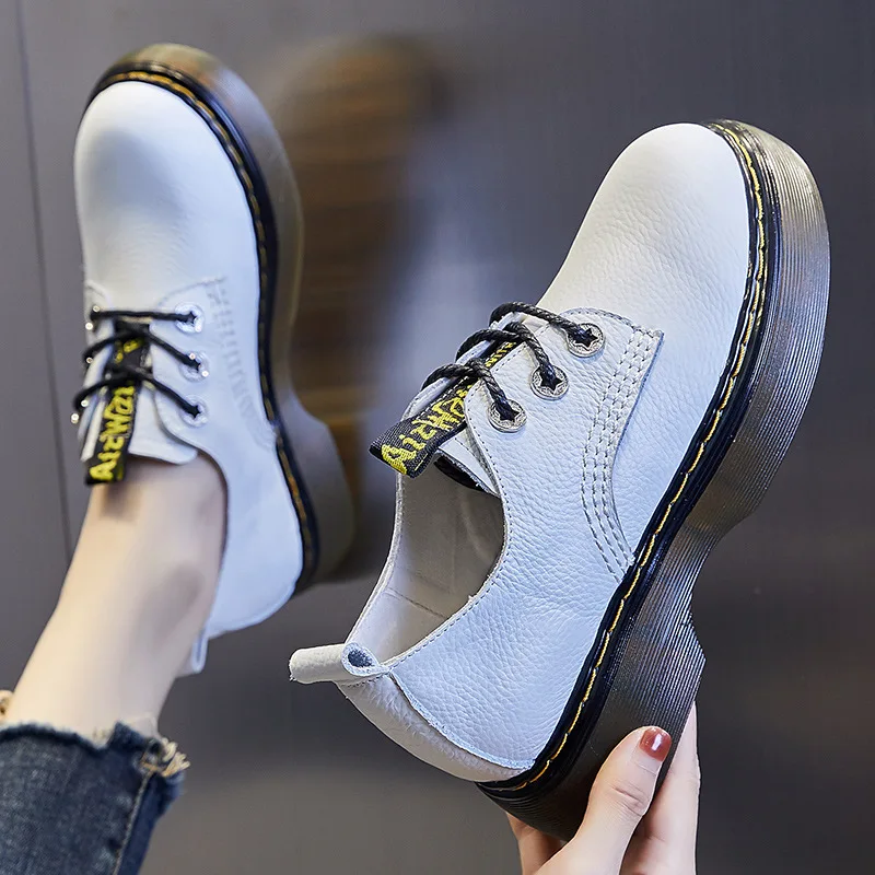 Autumn Women Chelsea Boots Genuine Leather Ankle Boots for Women Casual Motorcycle Shoes Winter Fur Couple Shoes Zapatos Mujer
Autumn Women Chelsea Boots Genuine Leather Ankle Boots for Women Casual Motorcycle Shoes Winter Fur Couple Shoes Zapatos Mujer