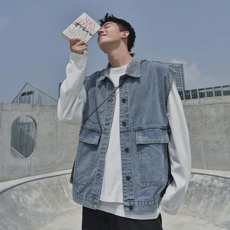 Spring Cotton Denim Vest Men's Fashion Retro Blue/black Denim Jacket Men Streetwear Loose Hip-hop Pocket Denim Vest Coat Mens 
Spring Cotton Denim Vest Men's Fashion Retro Blue/black Denim Jacket Men Streetwear Loose Hip-hop Pocket Denim Vest Coat Mens