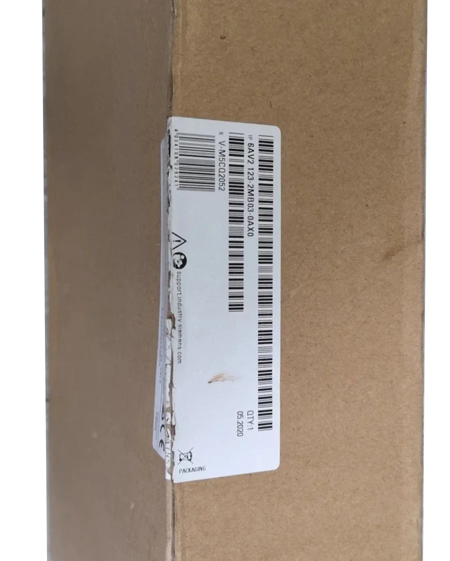 New original packaging 1 year warranty 6AV2123-2MB03-0AX0 {No.24arehouse spot} Immediately sent
New original packaging 1 year warranty 6AV2123-2MB03-0AX0 {No.24arehouse spot} Immediately sent
