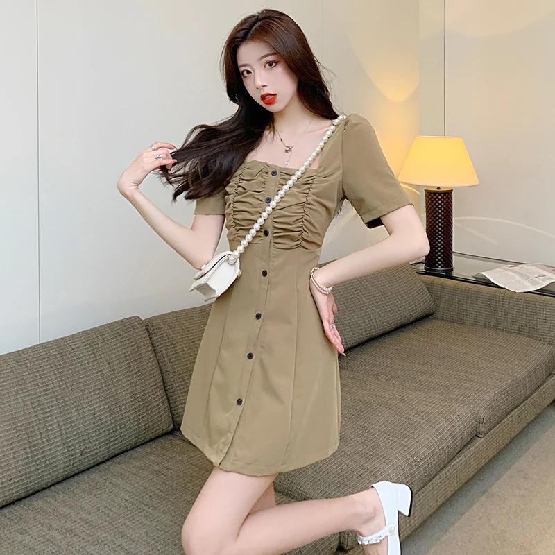 COIGARSAM Women one-piece dress korean New Summer Pleated Square Collar Dresses Black Khaki 9209
COIGARSAM Women one-piece dress korean New Summer Pleated Square Collar Dresses Black Khaki 9209