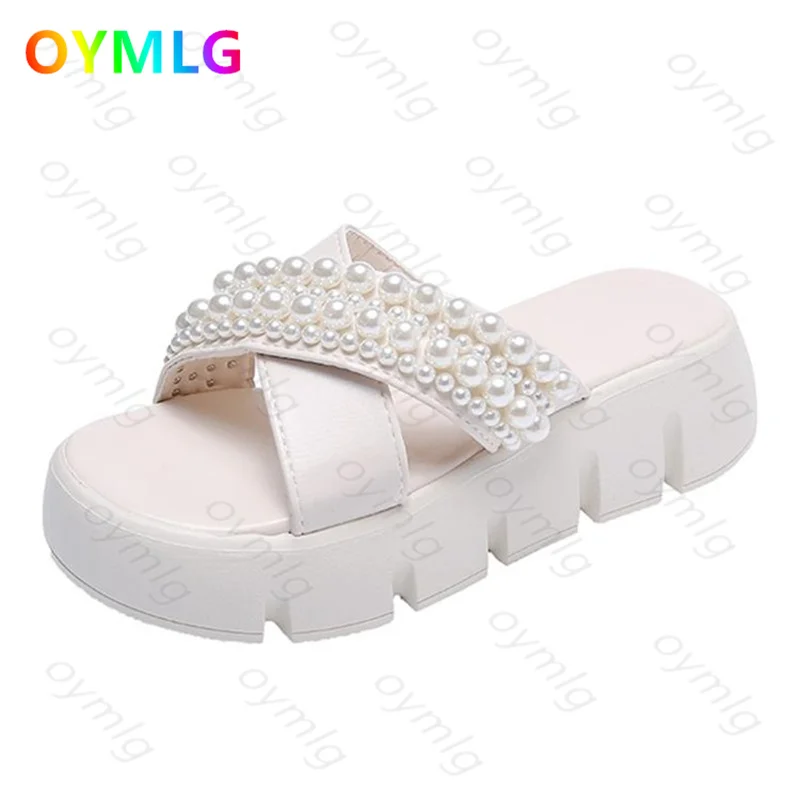 2021 summer new pearl sandals female ins tide casual fashion flat-bottom crossover slippers female summer wear
2021 summer new pearl sandals female ins tide casual fashion flat-bottom crossover slippers female summer wear