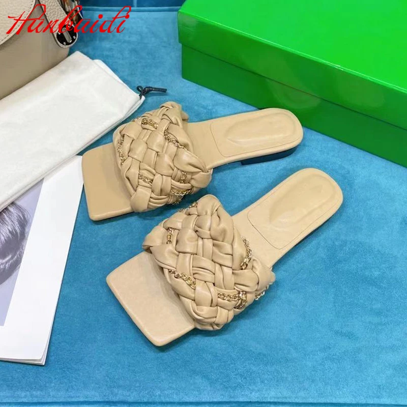 Weave Design Women's Slides Genuine Leather Women Summer Sandals Slippers Chain Decor Sqaure Open Toe Ladies Flats Shoes Women
Weave Design Women's Slides Genuine Leather Women Summer Sandals Slippers Chain Decor Sqaure Open Toe Ladies Flats Shoes Women