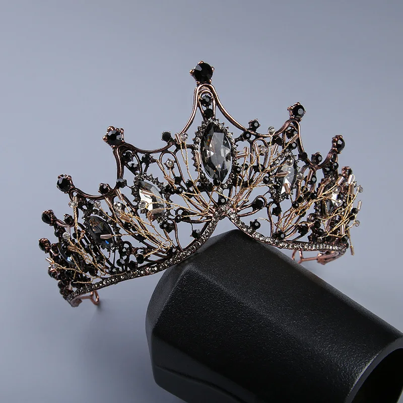 2022 Vintage Sliver Golden Black Metal Luxury Witch And Prince Dancing Party Wedding Headpiece Crown Hair Accessories
2022 Vintage Sliver Golden Black Metal Luxury Witch And Prince Dancing Party Wedding Headpiece Crown Hair Accessories