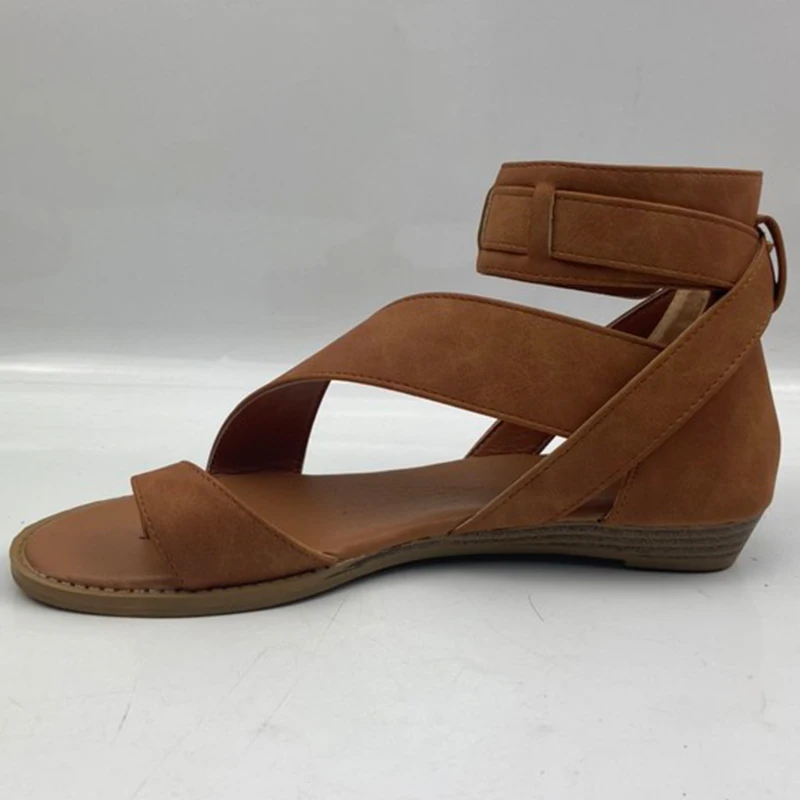 Women's Shoes
Women's Shoes