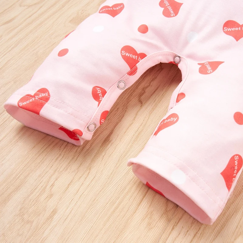 Spring Baby Girl Clothing Fashion Newborn Jumpsuit Long Sleeve Doll Collar Heart Cherry Strawberry Print Romper Climbing Clothes
Spring Baby Girl Clothing Fashion Newborn Jumpsuit Long Sleeve Doll Collar Heart Cherry Strawberry Print Romper Climbing Clothes