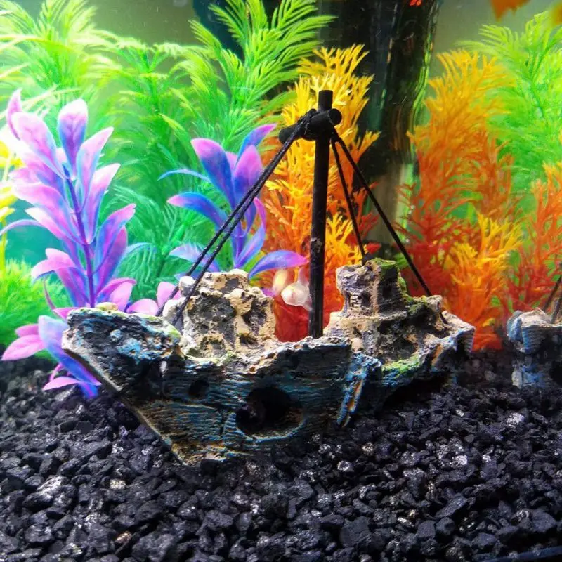 Retro Sailing Submarine Landscaping Decoration Rotten Ship Wreck Fish Tank Aquarium Ornament Decoration
Retro Sailing Submarine Landscaping Decoration Rotten Ship Wreck Fish Tank Aquarium Ornament Decoration