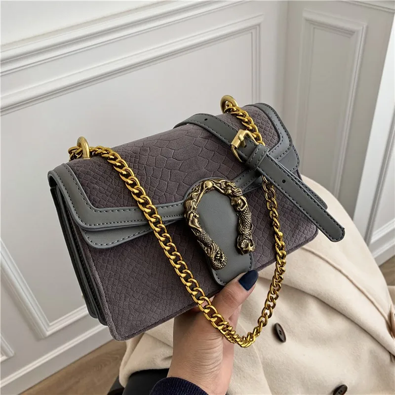 Роскошные сумочки, женские сумки, дизайнерский винтажный бархатный клатч, кошелек, сумка на плечо, маленькая сумка через плечо, женская сумк... 
Роскошные сумочки, женские сумки, дизайнерский винтажный бархатный клатч, кошелек, сумка на плечо, маленькая сумка через плечо, женская сумк...