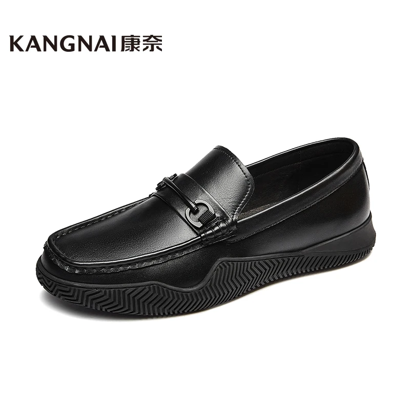 KANGNAI Men Loafers Moccasins Casual Flat Cow Leather Slip-On Comfortable Driving Shoes Male Metal Decor Shoes
KANGNAI Men Loafers Moccasins Casual Flat Cow Leather Slip-On Comfortable Driving Shoes Male Metal Decor Shoes