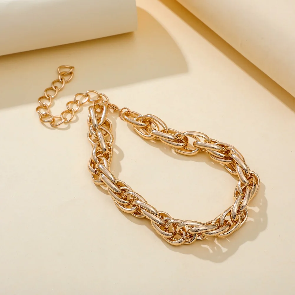 Trendy Hip Hop Necklace Short Thick Chain Men&Women Stainless Steel Clavicle Chain Couple Exquisite Gift Jewelry
Trendy Hip Hop Necklace Short Thick Chain Men&Women Stainless Steel Clavicle Chain Couple Exquisite Gift Jewelry