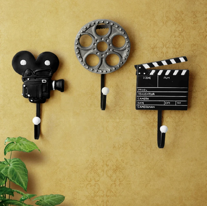 3Pcs/set Creative Resin Coat Hook Wall Hanging Craft Movie Tape Disk Record Art Hook Behind The Door Home Decor Purse Hanger
3Pcs/set Creative Resin Coat Hook Wall Hanging Craft Movie Tape Disk Record Art Hook Behind The Door Home Decor Purse Hanger
