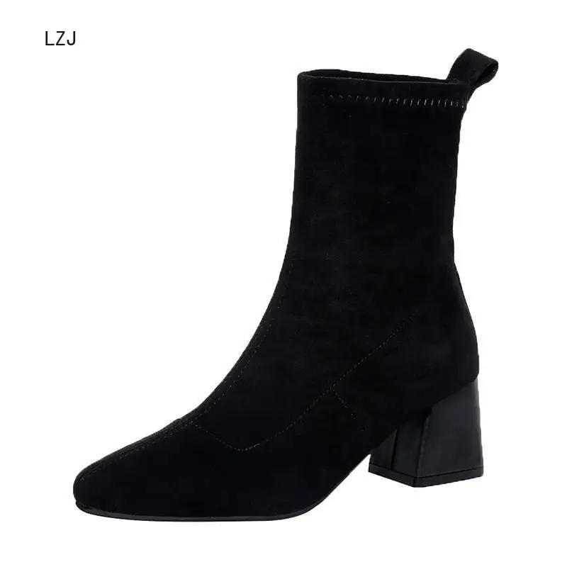 Women Side Zipper Comfortable Square Heel Ankle Boots Fashion Square Toe Keep Warm Winter Shoes Platform Boots Zapatos De Mujer 
Women Side Zipper Comfortable Square Heel Ankle Boots Fashion Square Toe Keep Warm Winter Shoes Platform Boots Zapatos De Mujer