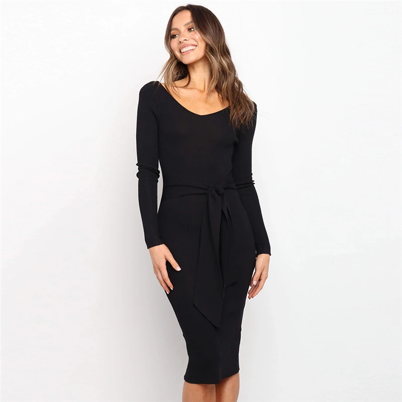 Женское трикотажное платье с открытой спиной, повседневное облегающее платье с V-образным вырезом, высокой талией и длинным рукавом, Осень-з... 
Женское трикотажное платье с открытой спиной, повседневное облегающее платье с V-образным вырезом, высокой талией и длинным рукавом, Осень-з...