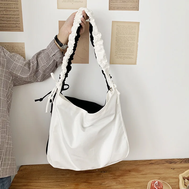 Women's Bag Canvas Crossbody Shoulder Bag Drawstring Wide Strap Shopper Bag Female Luxury Designer handbags Student Schoolbag
Women's Bag Canvas Crossbody Shoulder Bag Drawstring Wide Strap Shopper Bag Female Luxury Designer handbags Student Schoolbag