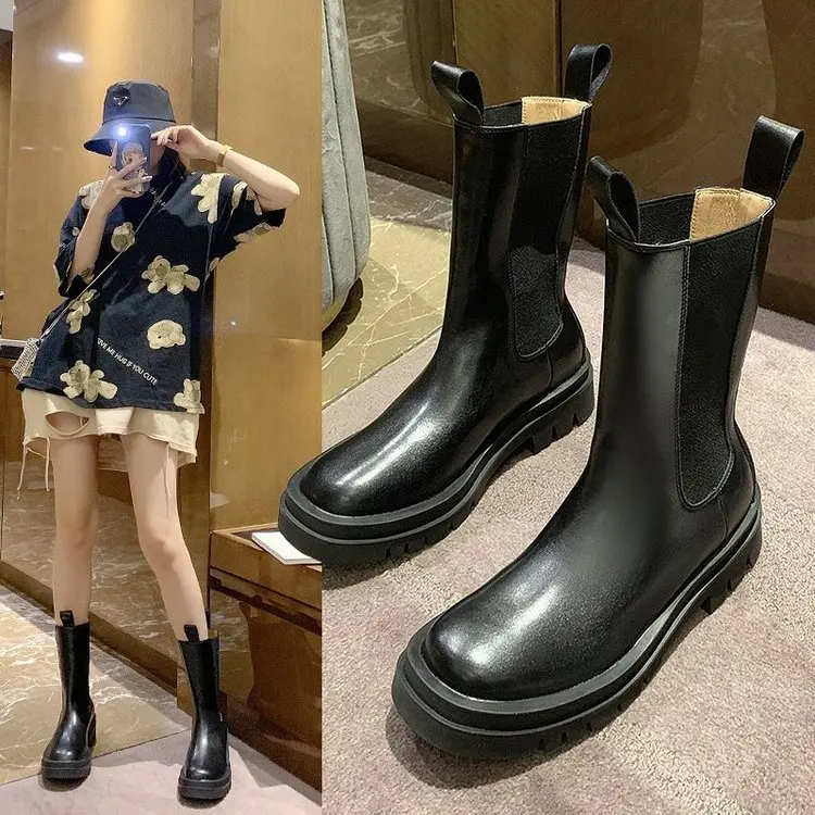 Genuine Leather Women Platform Ankle Boots Chelsea Boots Women Martin Boots Ladies Slip on Casual Shoes 
Genuine Leather Women Platform Ankle Boots Chelsea Boots Women Martin Boots Ladies Slip on Casual Shoes
