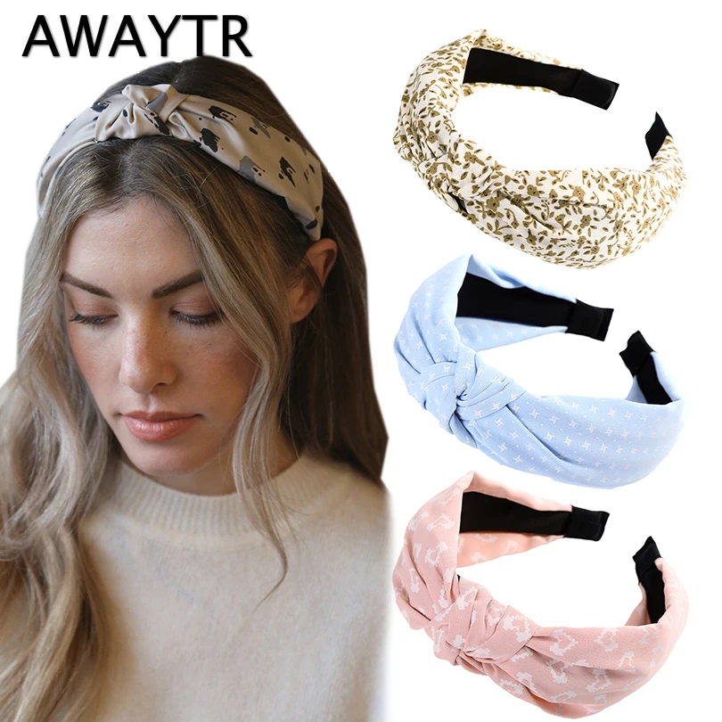 AWAYTR Fashion Top Knot Twist Hairband Elastic Headwear Printing Cloth Hair Hoop Headwrap Headband for Women Hair Accessories
AWAYTR Fashion Top Knot Twist Hairband Elastic Headwear Printing Cloth Hair Hoop Headwrap Headband for Women Hair Accessories