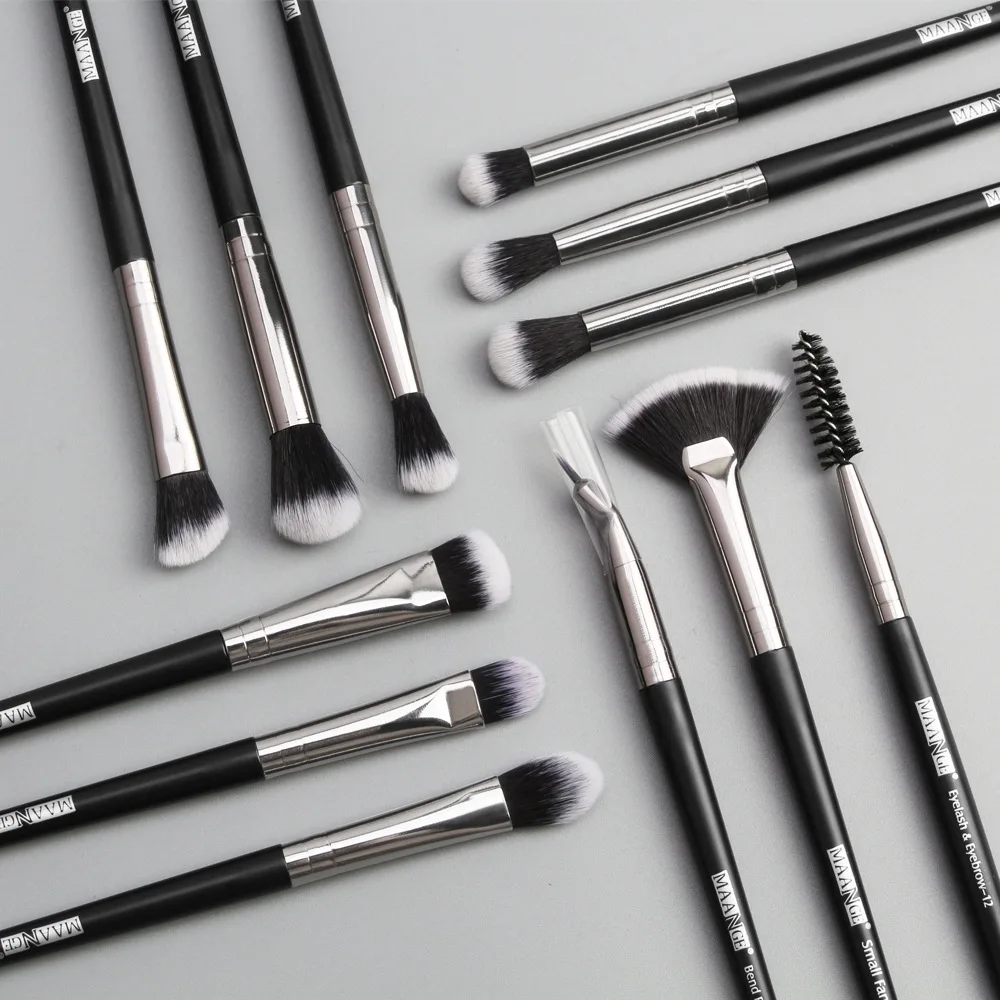 Makeup Brushes Set Eye Shadow Blending Eyeliner Eyelash Eyebrow Make up Brushes Professional Eye Shadow Brush Cosmetics make up
Makeup Brushes Set Eye Shadow Blending Eyeliner Eyelash Eyebrow Make up Brushes Professional Eye Shadow Brush Cosmetics make up
