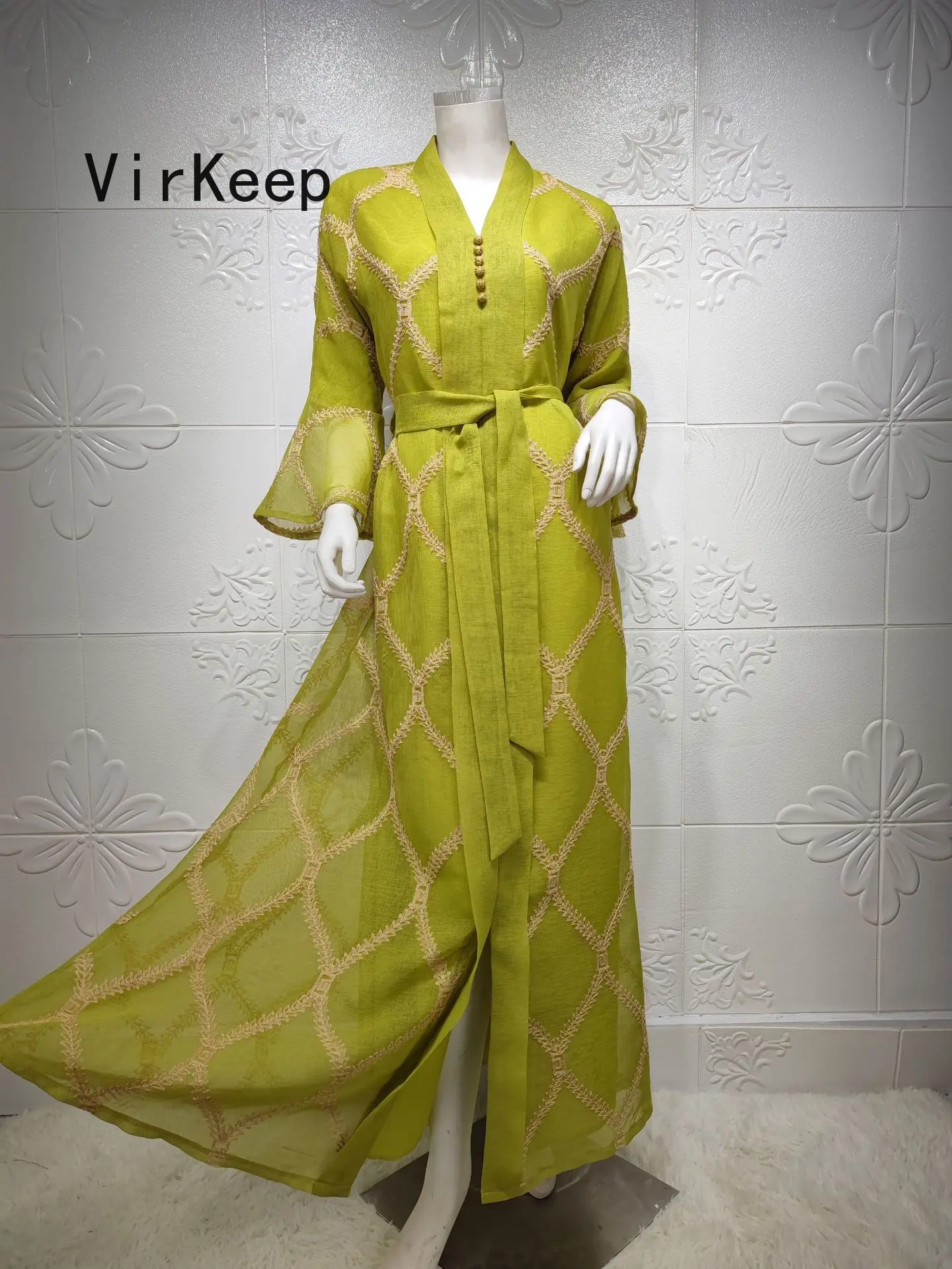 women embrolidery maxi dress lace up waist fashion robe jalabiya ramadan Kaftan gown arabic Dubai islamic Muslim Abaya VKDR2475
women embrolidery maxi dress lace up waist fashion robe jalabiya ramadan Kaftan gown arabic Dubai islamic Muslim Abaya VKDR2475