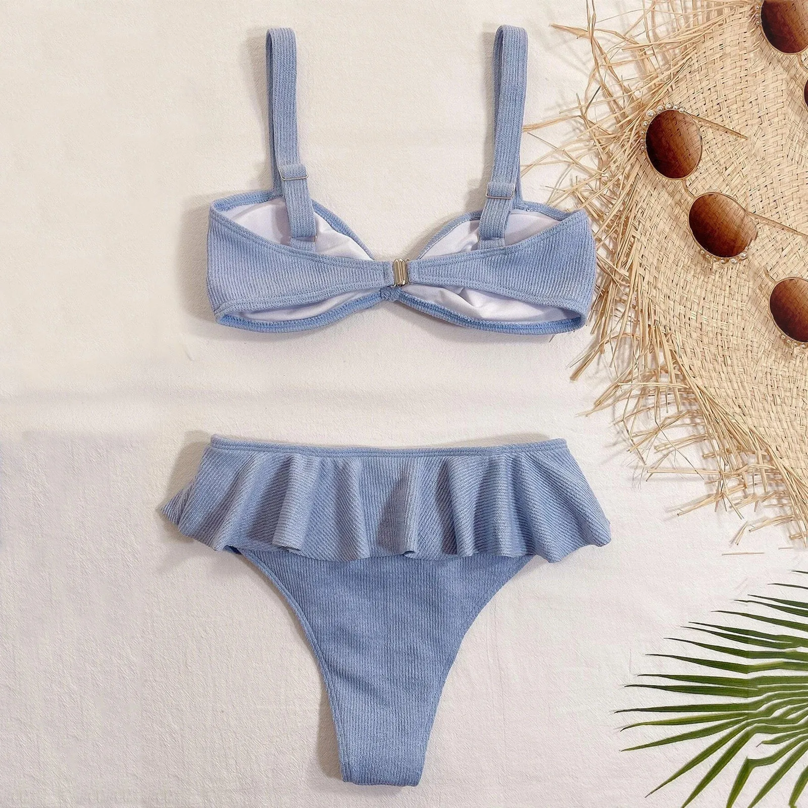 Women Sexy Solid Push Up High Cut Lace Up Halter Bikini Set Two Piece Swimsuit Two-piece Wire Bikini set Bather Bathing Suit
Women Sexy Solid Push Up High Cut Lace Up Halter Bikini Set Two Piece Swimsuit Two-piece Wire Bikini set Bather Bathing Suit