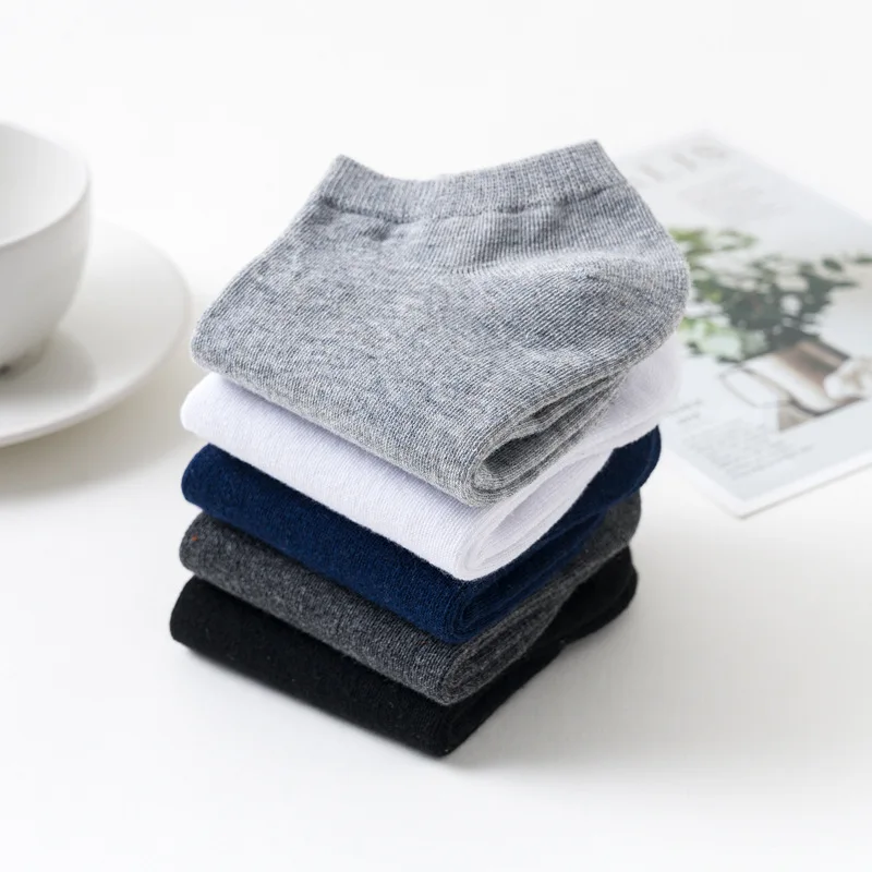 5 Pairs/Set Men's Cotton Short Socks Thin Black White Business Men Boat Sock Soft Breathable Solid Color Summer Male Ankle Socks 
5 Pairs/Set Men's Cotton Short Socks Thin Black White Business Men Boat Sock Soft Breathable Solid Color Summer Male Ankle Socks
