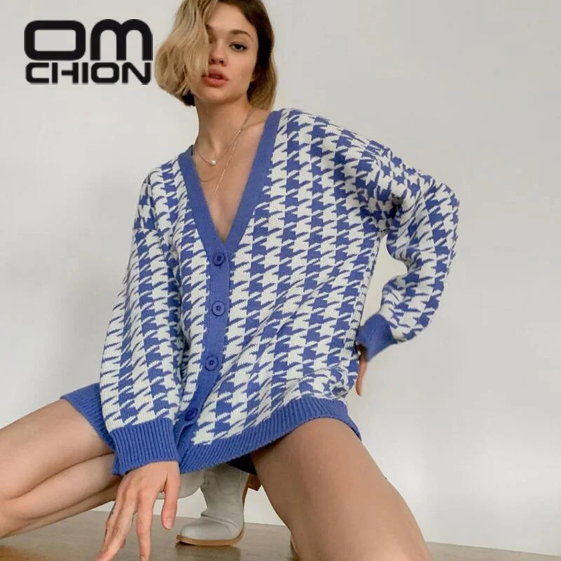 OMCHION Female Knitted Top 2021 Winter Vintage Houndstooth Plaid Oversized Sweater Coat Women Korean Loose Big Long Cardigan 
OMCHION Female Knitted Top 2021 Winter Vintage Houndstooth Plaid Oversized Sweater Coat Women Korean Loose Big Long Cardigan