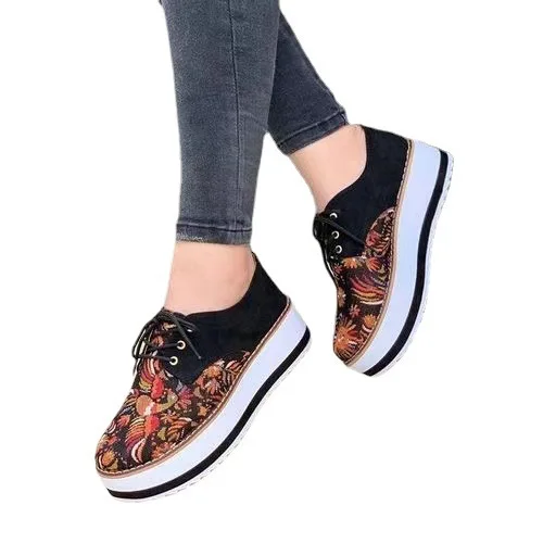 High Quality Embroidered Flowers Platform Shoes Women Flats Zapatillas Mujer Casual Ladies Shoes Feminino Plus size
High Quality Embroidered Flowers Platform Shoes Women Flats Zapatillas Mujer Casual Ladies Shoes Feminino Plus size