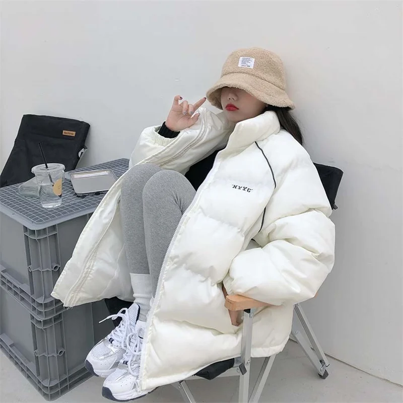 2020 Winter New Bf Wind Bread Coat Simple Letter Printing Cotton Coat Loose Large Size Stand Collar Cotton Coat Trend
2020 Winter New Bf Wind Bread Coat Simple Letter Printing Cotton Coat Loose Large Size Stand Collar Cotton Coat Trend
