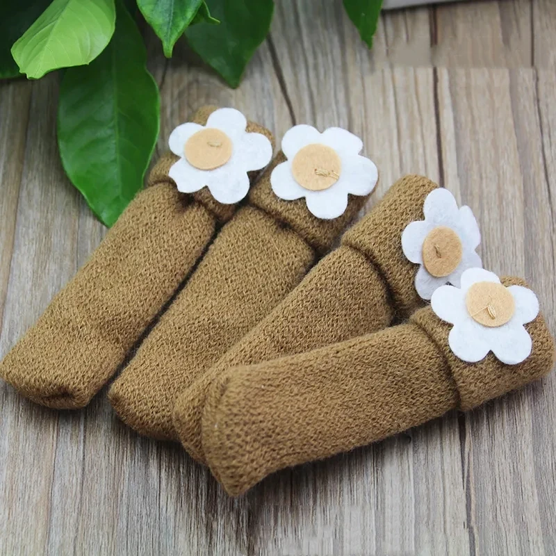 24Pcs Cute Cartoon Chair Leg Covers Knitted Table Foot Case Stool Leg Protectors Caps Non-Slip Furniture Feet Socks Home Decor
24Pcs Cute Cartoon Chair Leg Covers Knitted Table Foot Case Stool Leg Protectors Caps Non-Slip Furniture Feet Socks Home Decor
