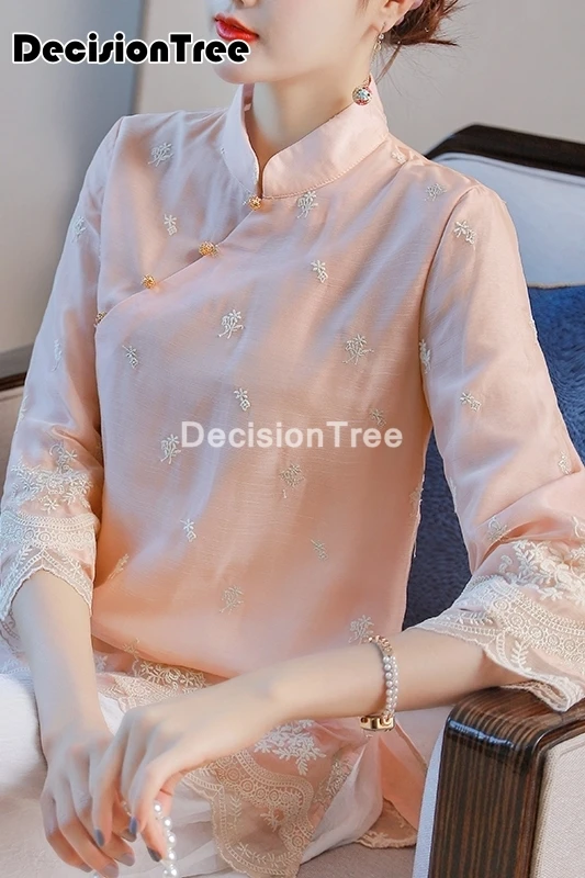 2021 chinese style retro female tang suit qipao coat hanfu long sleeve cheongsam top embroidery hanfu top china clothing
2021 chinese style retro female tang suit qipao coat hanfu long sleeve cheongsam top embroidery hanfu top china clothing