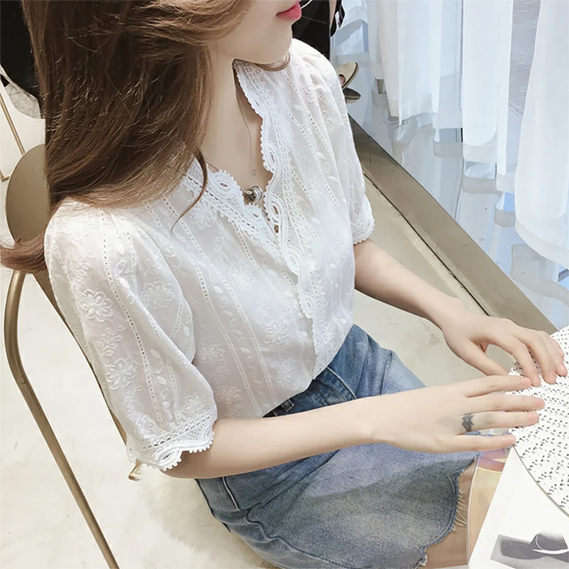 Lace Hollow Out Sweet Loose White Women's V-Neck Blouse Half Sleeves Solid Blouse Shirt
Lace Hollow Out Sweet Loose White Women's V-Neck Blouse Half Sleeves Solid Blouse Shirt
