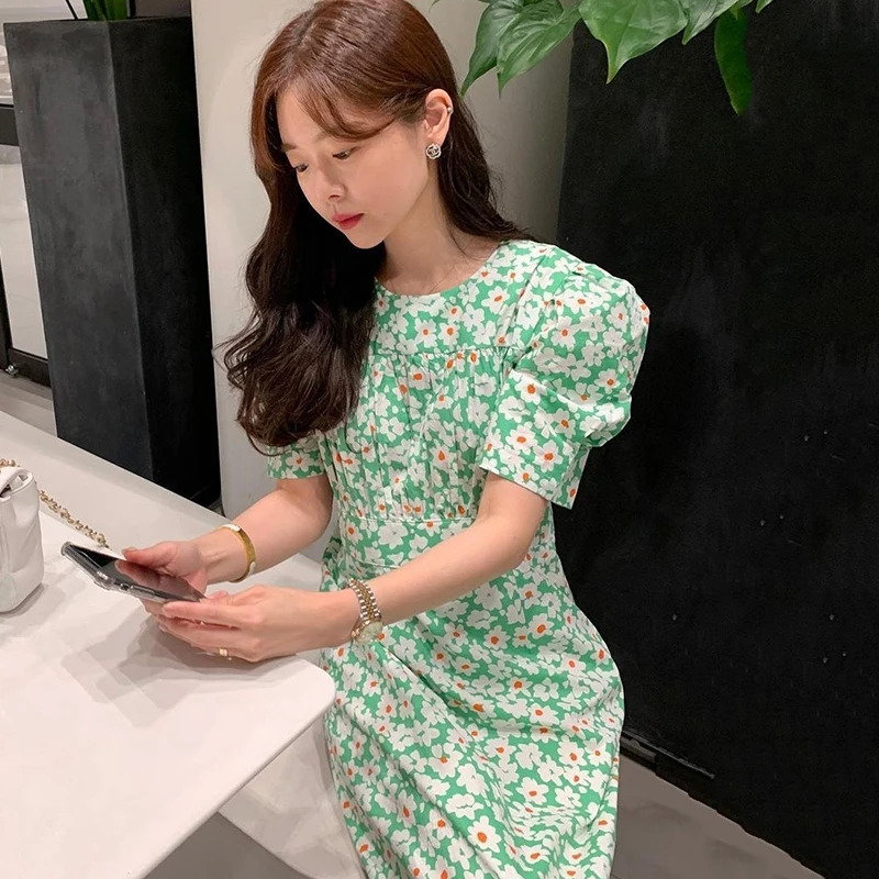 Korejpaa Women Dress 2021 Summer Korean Chic Sweet Elegant Print Flower O Neck Loose Long Bubble Sleeve Casual Dresses Female
Korejpaa Women Dress 2021 Summer Korean Chic Sweet Elegant Print Flower O Neck Loose Long Bubble Sleeve Casual Dresses Female