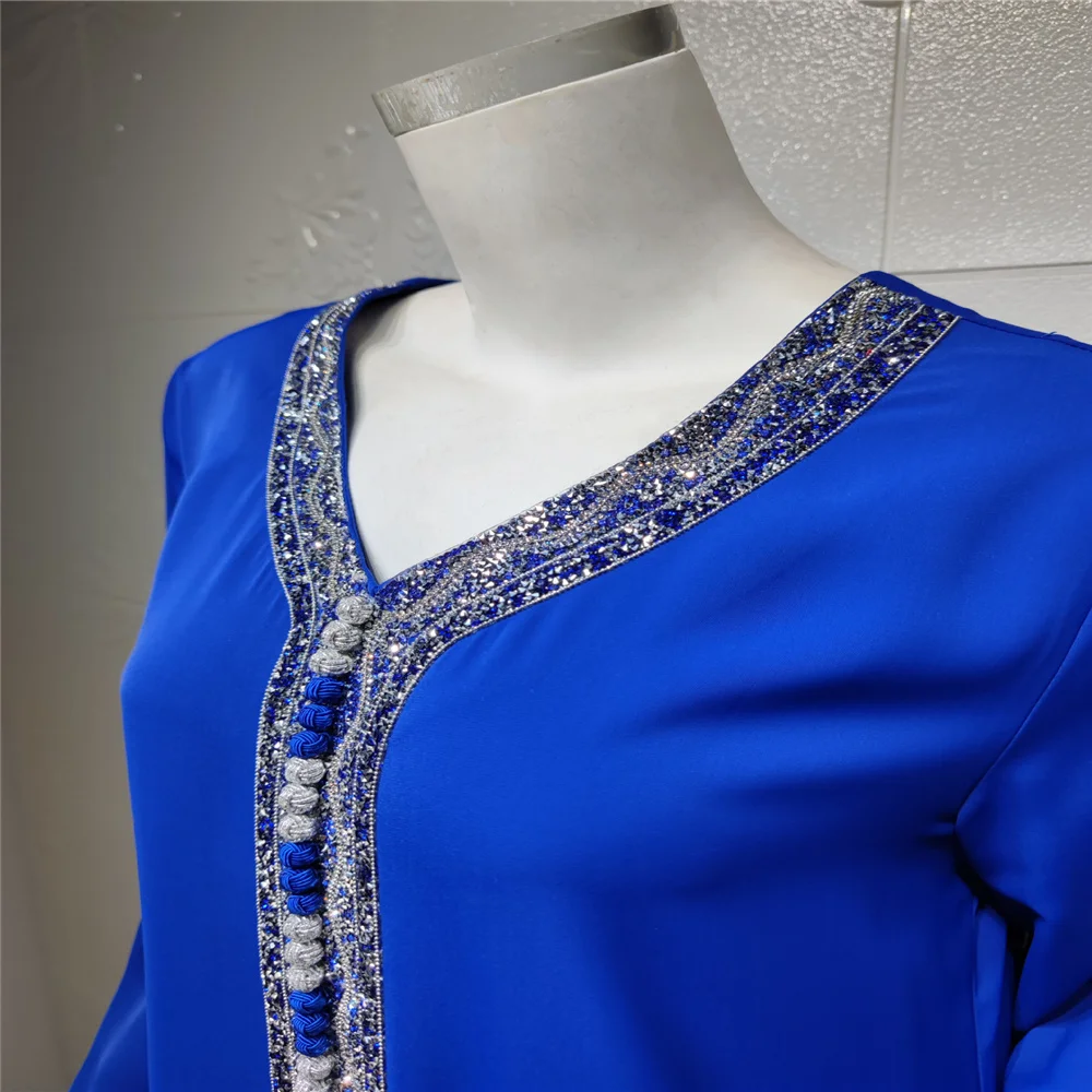 Casual Muslim Diamond Robe Women Wide Sleeves Floor Length V Neck Fashion Comfortable Summer Clothing Wholesale Dropshipping
Casual Muslim Diamond Robe Women Wide Sleeves Floor Length V Neck Fashion Comfortable Summer Clothing Wholesale Dropshipping